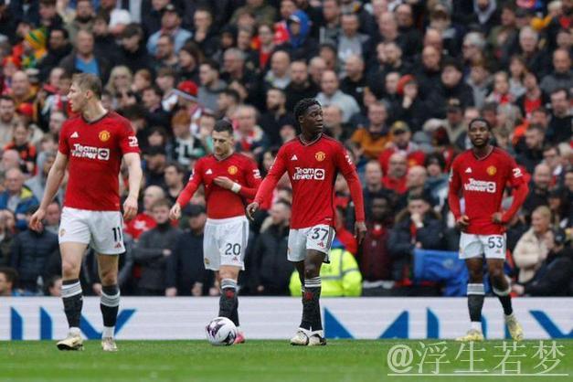 曼联0-1输球创35年耻辱:惨遭黑马双杀 头号罪人迷之自信认为自己是C罗 曼联0-1输球创35年耻辱:惨遭黑马双杀 头号罪人迷之自信认为自己是C罗